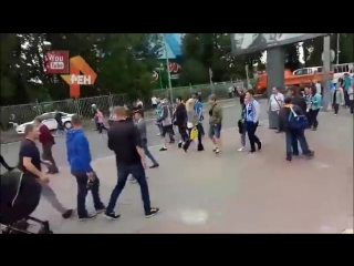 fans of zenit and spartak started a mass brawl before the match of their favorite teams (08/06/2017)