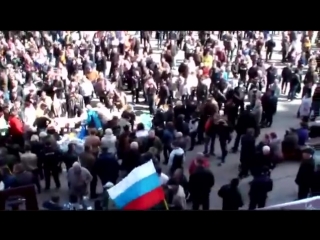 anthem of the ussr and the international in donetsk. april 7, 2014
