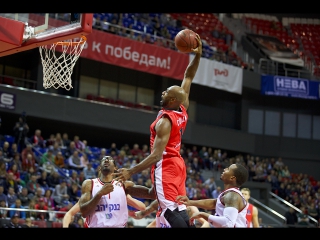 monster dunk by mardy collins vs. hapoel