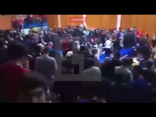 in dagestan, fans staged a mass brawl in the ring (03/11/2017)